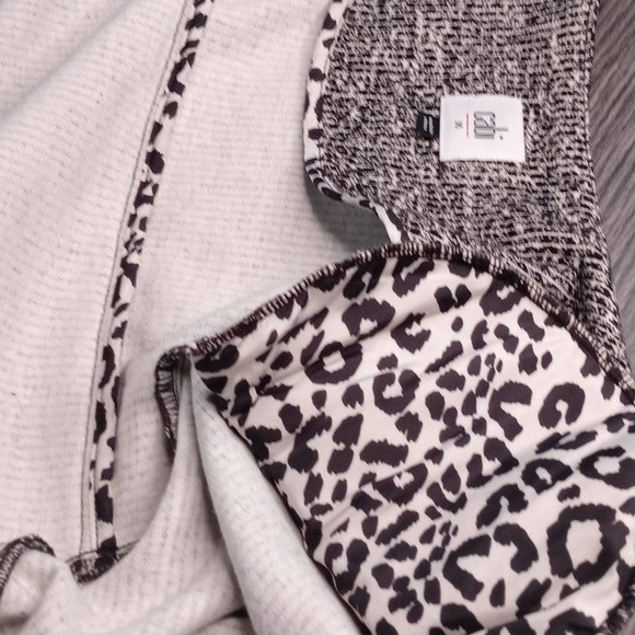 CAbi The Times Jacket Women's Size Medium - Picture 6 of 8